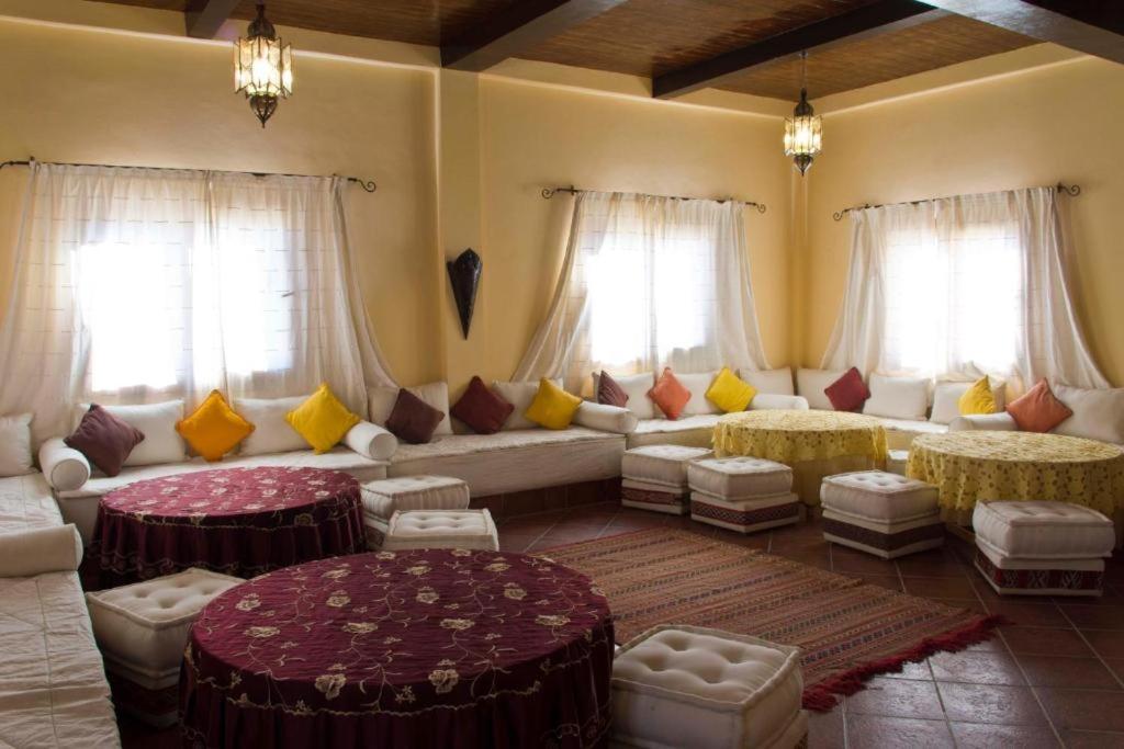 Click Excursions Tafraoute Hotel Taddart Exterior photo