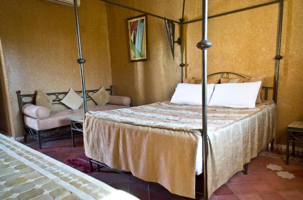 Click Excursions Tafraoute Hotel Taddart Exterior photo
